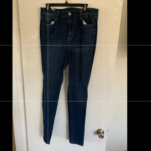 Dark wash AE stretch jean
